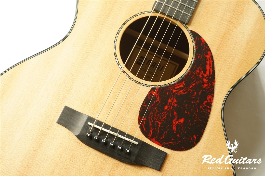 NAGI GUITARS one | Red Guitars Online Store